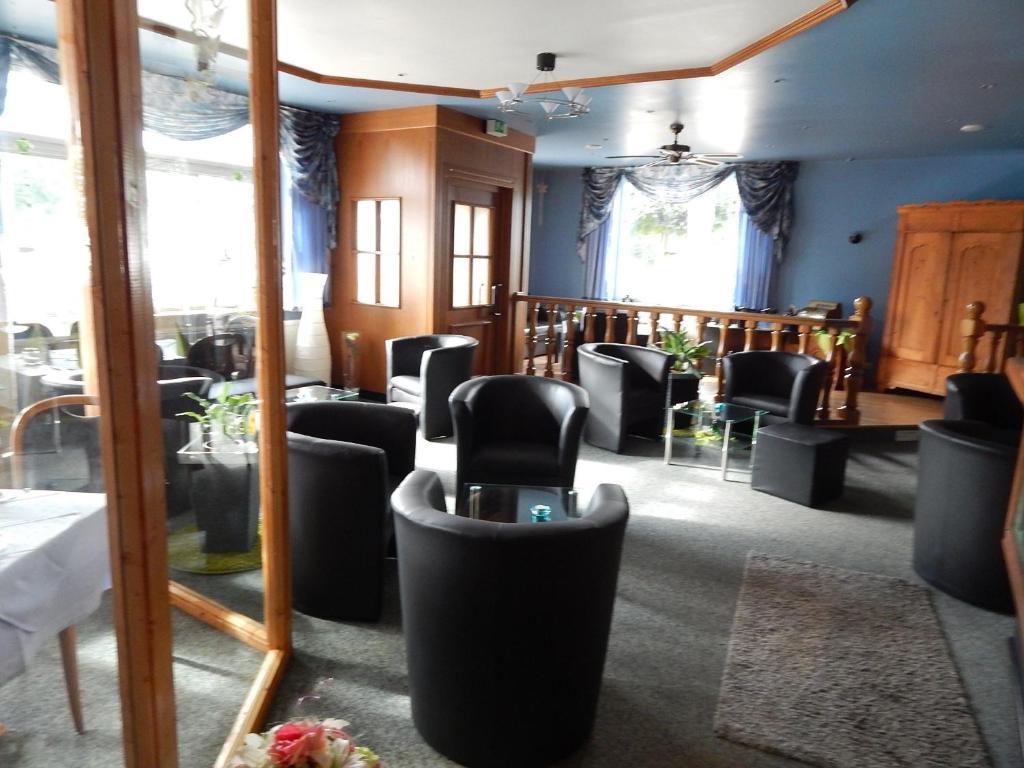Hotel-Lindenhof Rauschenberg Kültér fotó